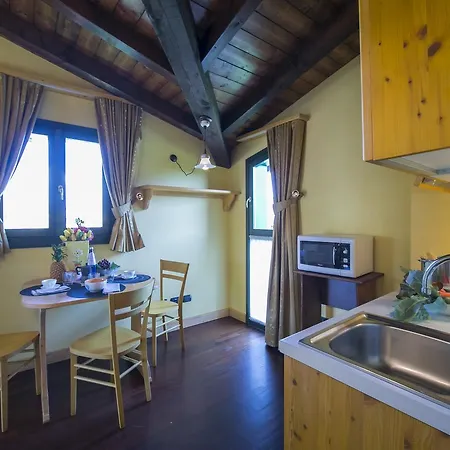 Montelago Charming Relax 3 * Тернате